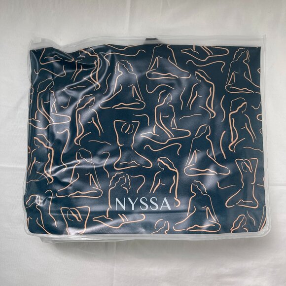 Nyssa Postpartum Panty with Reusable Ice/Heat Pack - Picture 8 of 8